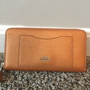 Coach accordion style wallet